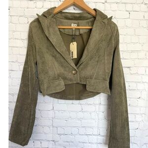 NWT UNIQ Army Green Corduroy Cropped Blazer size Medium